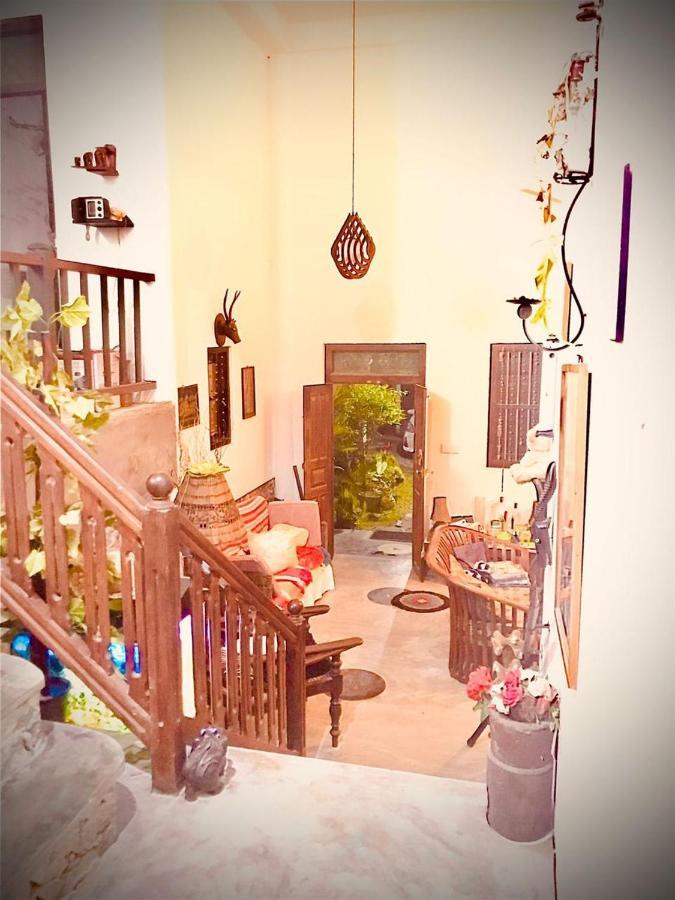 Pearl Villa Rooms And Hostel Unawatuna Buitenkant foto