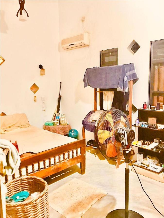 Pearl Villa Rooms And Hostel Unawatuna Buitenkant foto