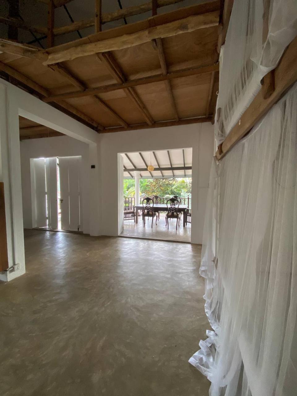 Pearl Villa Rooms And Hostel Unawatuna Buitenkant foto