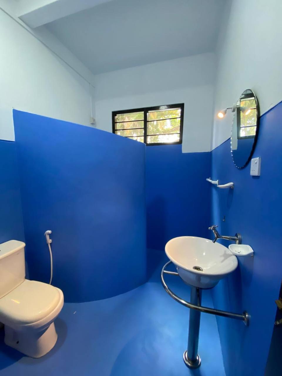 Pearl Villa Rooms And Hostel Unawatuna Buitenkant foto